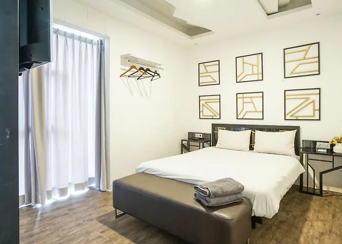 Hotel Sanrina Makassar