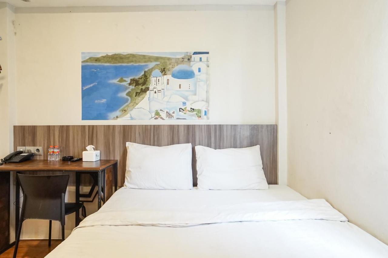 Hotel Sanrina Makassar