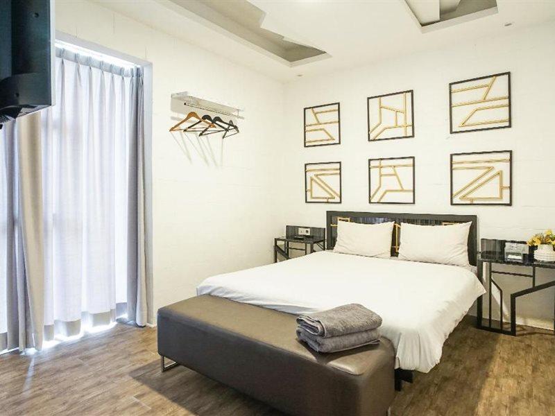 Hotel Sanrina Makassar